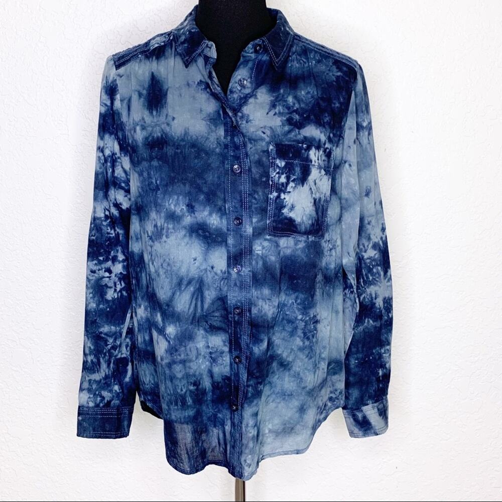Anthropologie Pilcro Letterpress navy blue tie dye button down top size Small